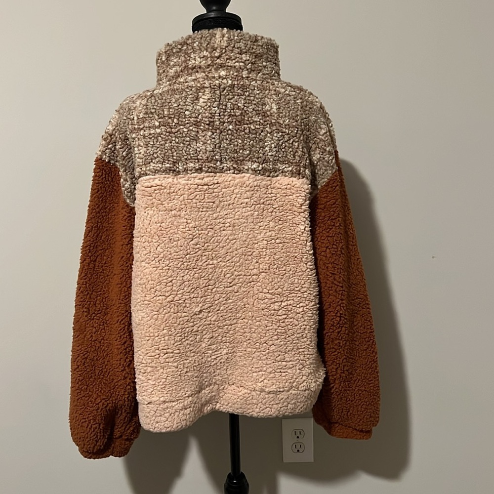 Quarter Zip Color Block Fleece Pullover - Picture 8 of 8